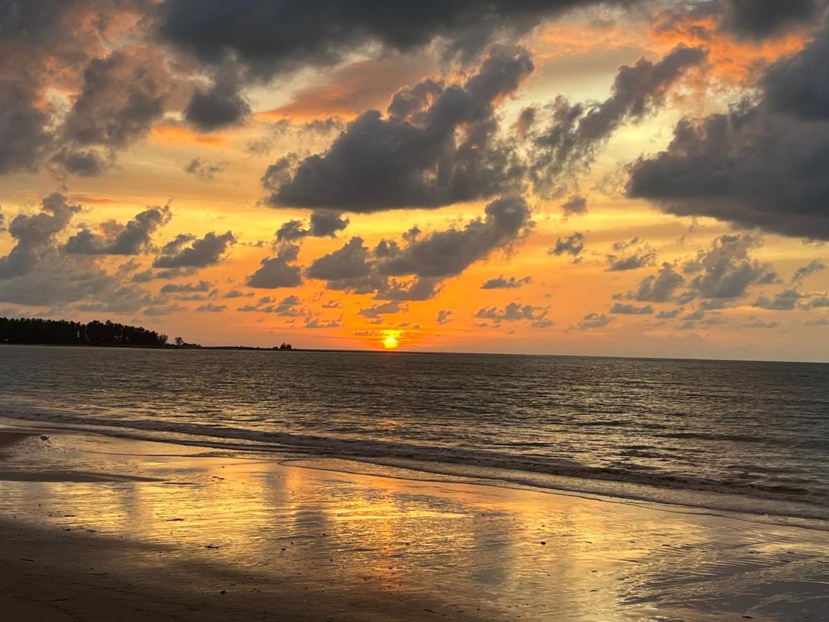 Ao Thong Beach Resort Bang Sak Eksteriør billede