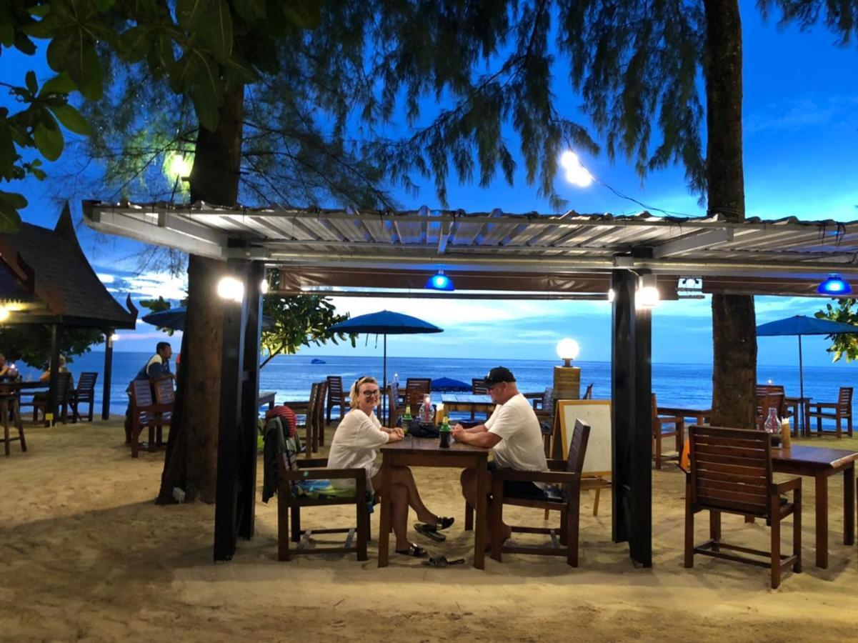 Ao Thong Beach Resort Bang Sak Eksteriør billede